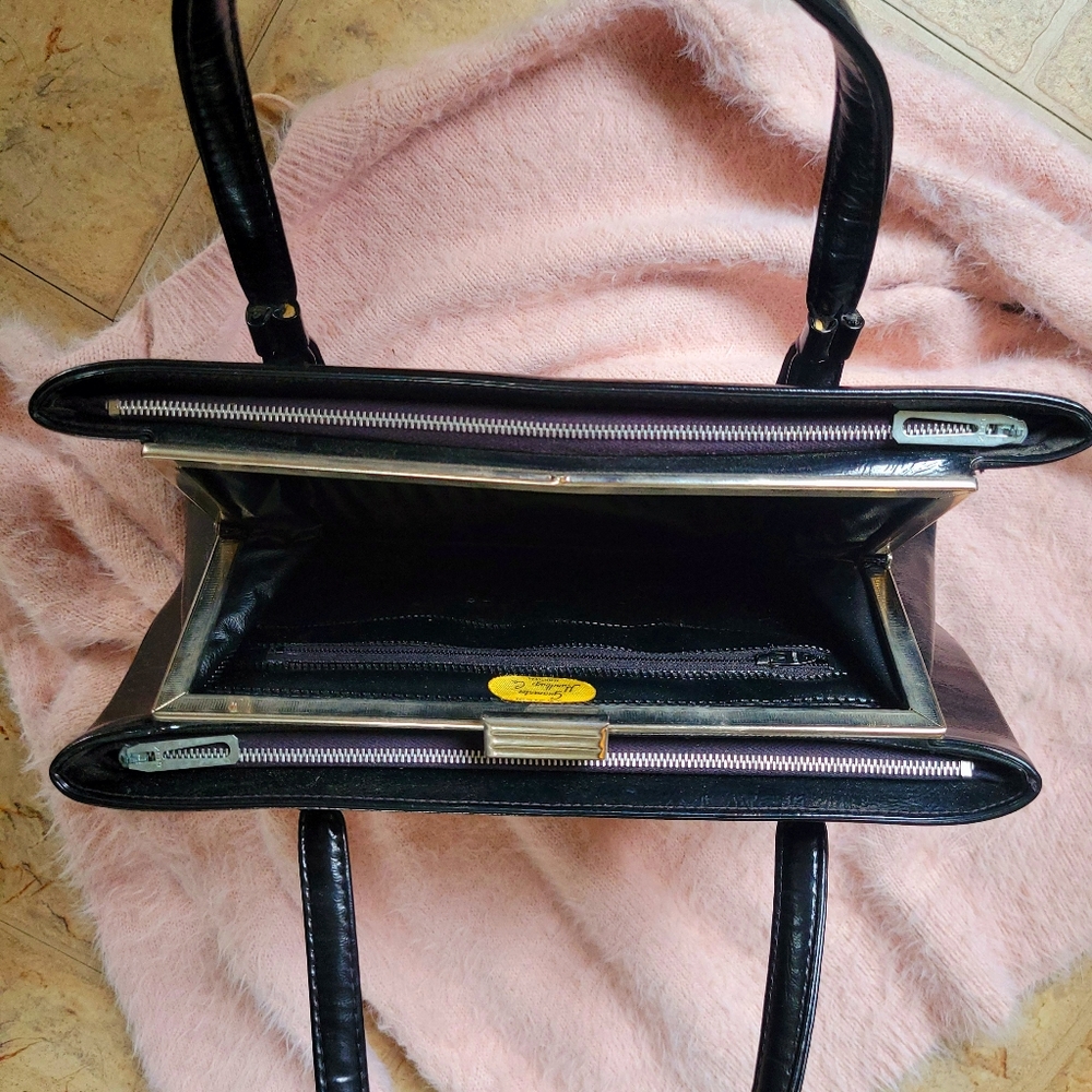 Vintage Black Structured Shoulder Bag - Picture 3 of 8